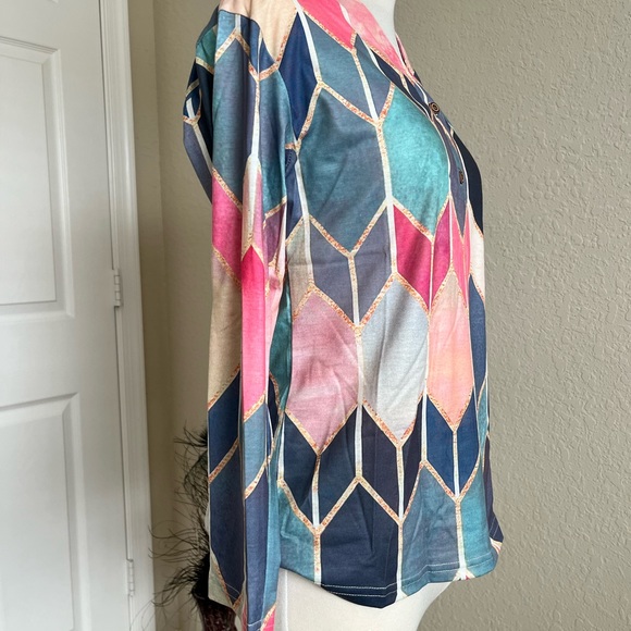 Pastel jewel-tone multi color lightweight V neck 2 button top. - Picture 6 of 8